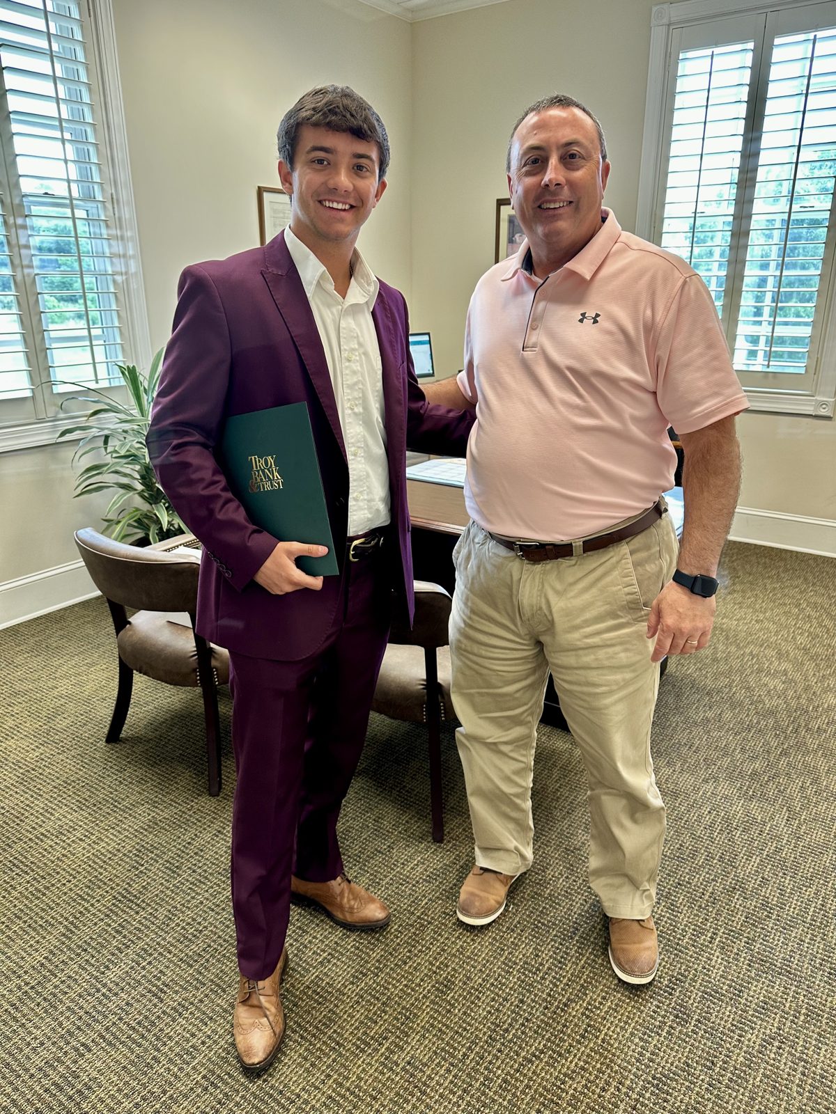 Luther Odom award handoff